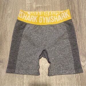 GYMSHARK Flex Shorts S Small Charcoal Gray Medallion Yellow Athletic GLSH4251